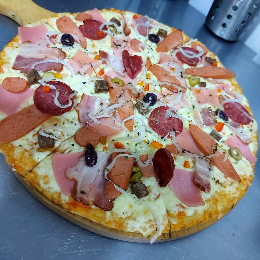 Pizza Suprema Familiar 8 Pedazos