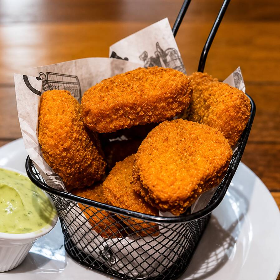 Porção de nuggets com 20 un