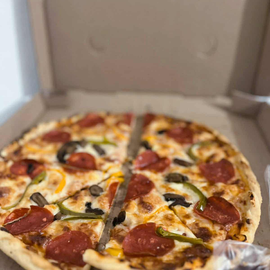 Pizza Mixta Mediana