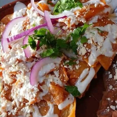 Chilaquiles Verdes con Huevo