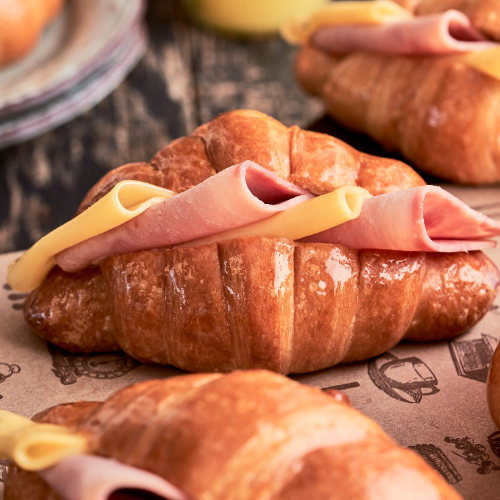 Combo 1 capuccino + croissant