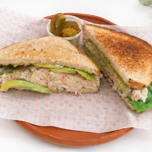 Sándwich de Atún