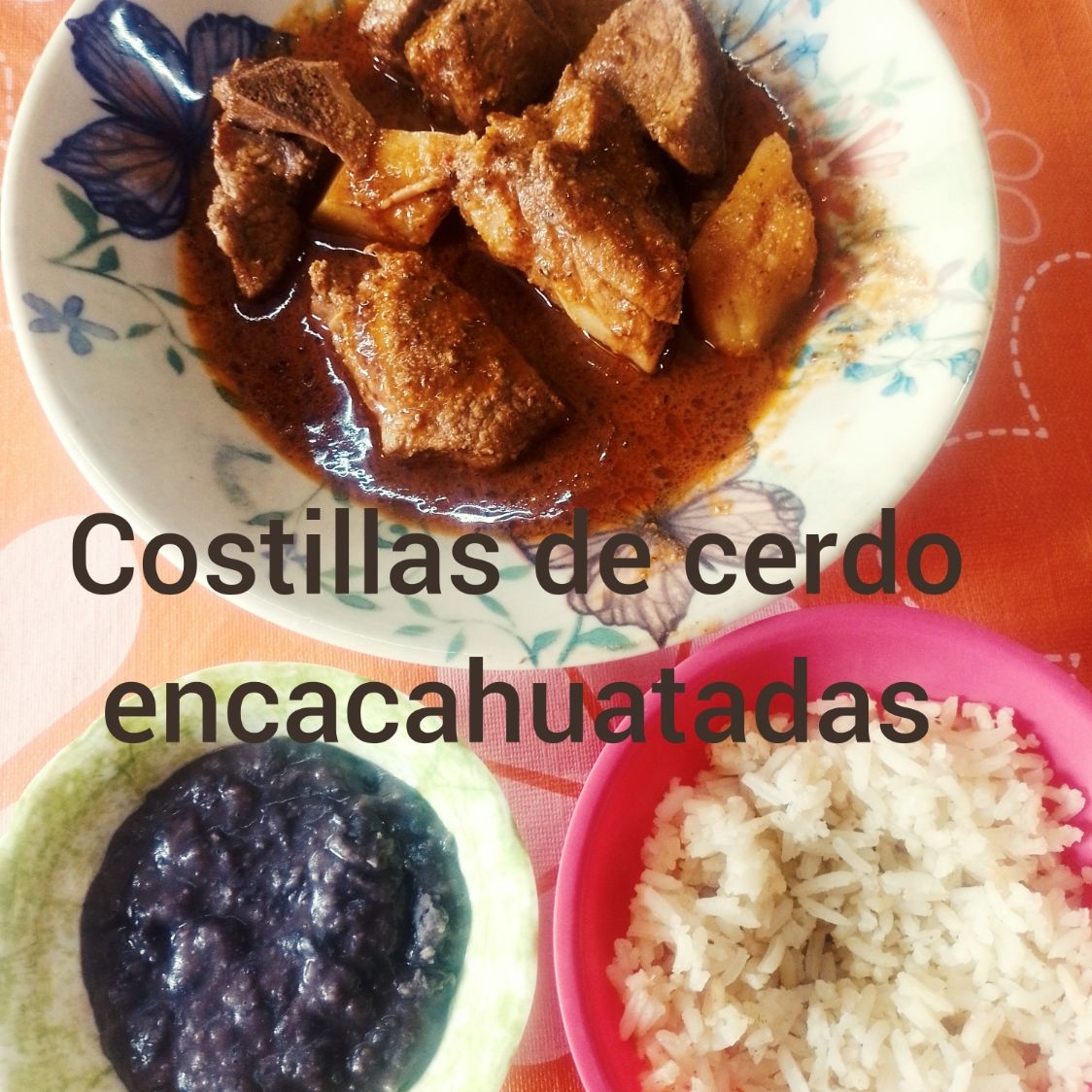 Pollo Encacahuatado