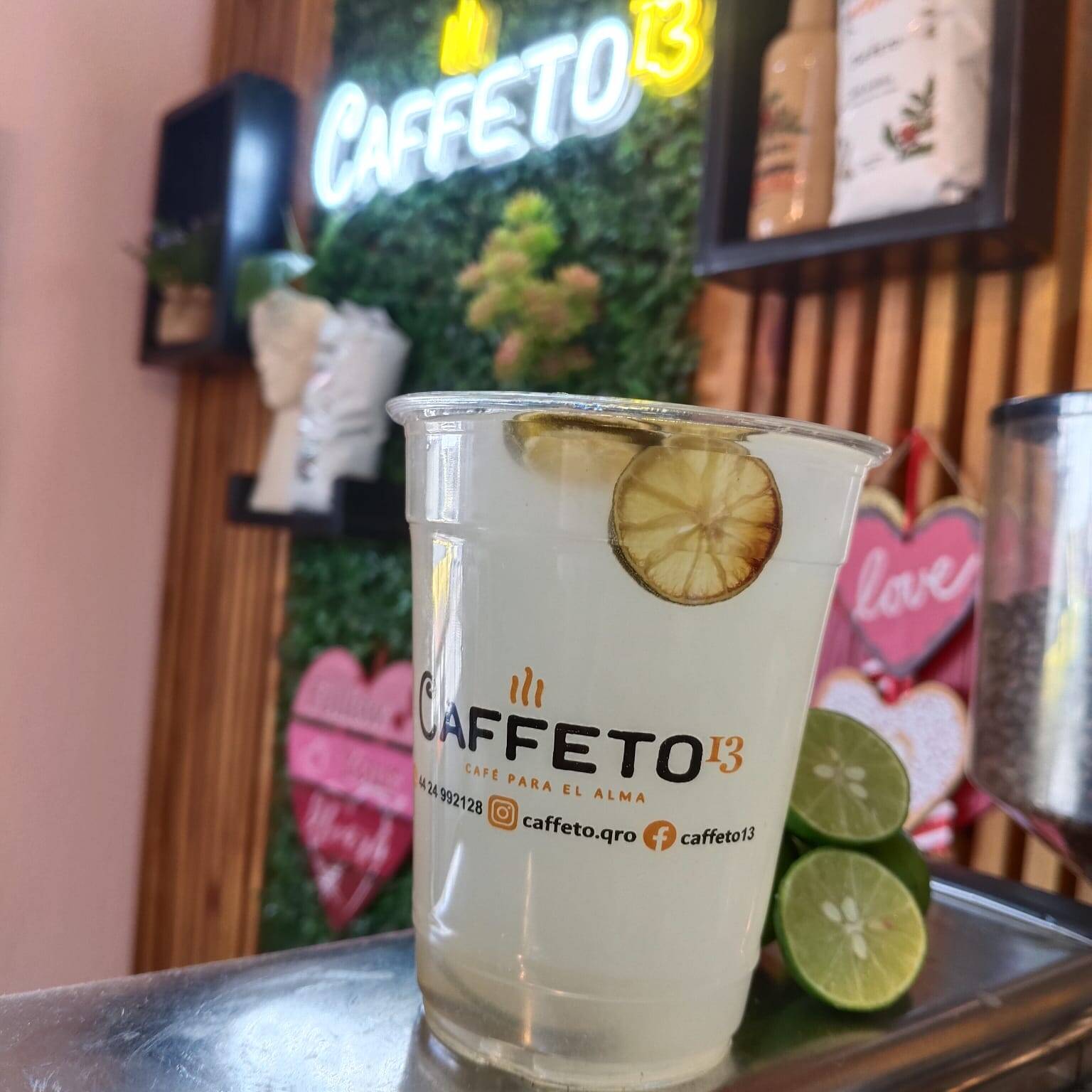 agua de limón