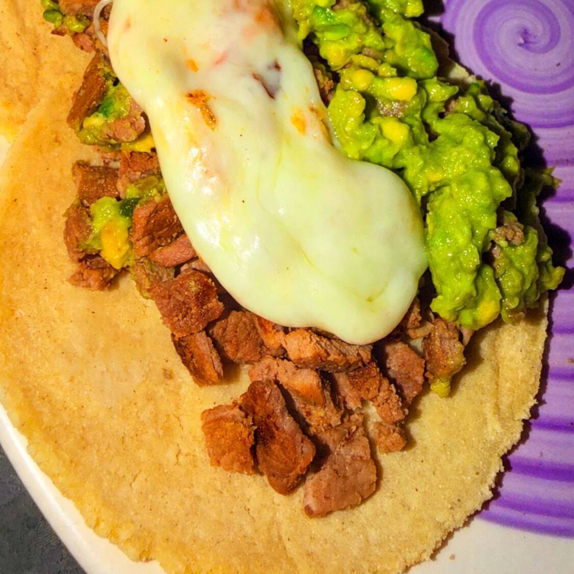 Tacos con Queso Gratinado
