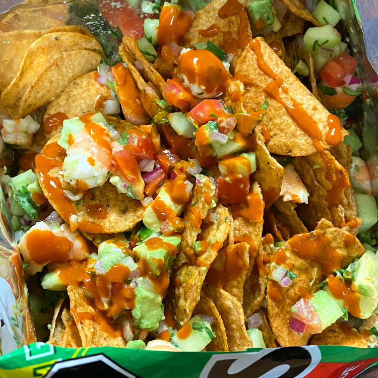 para Completar Tosticamaron Verdes + Clamato Regul