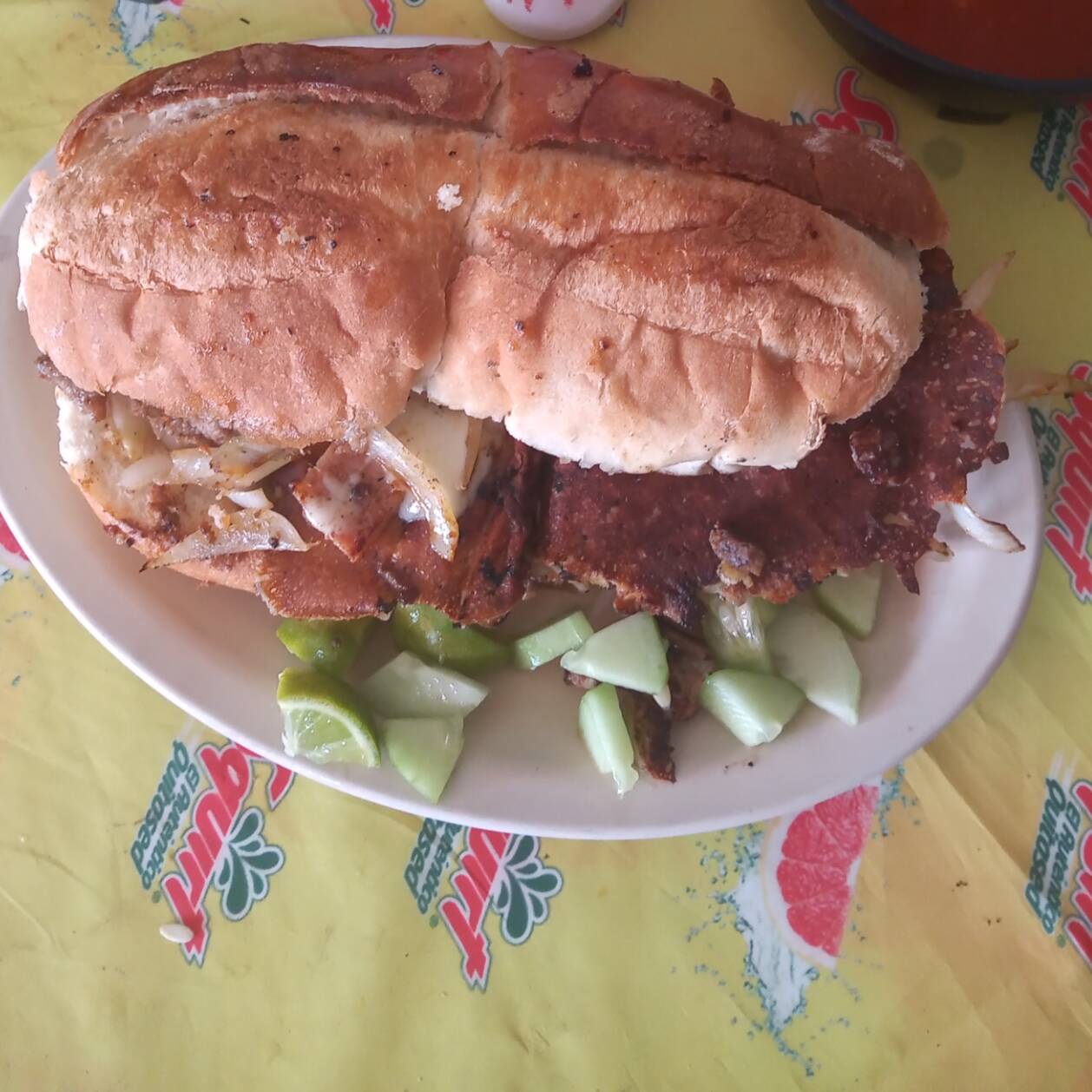 Mamálona
