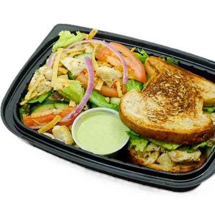 Sandwich Pollo y 1/2 Ensalada Pollo