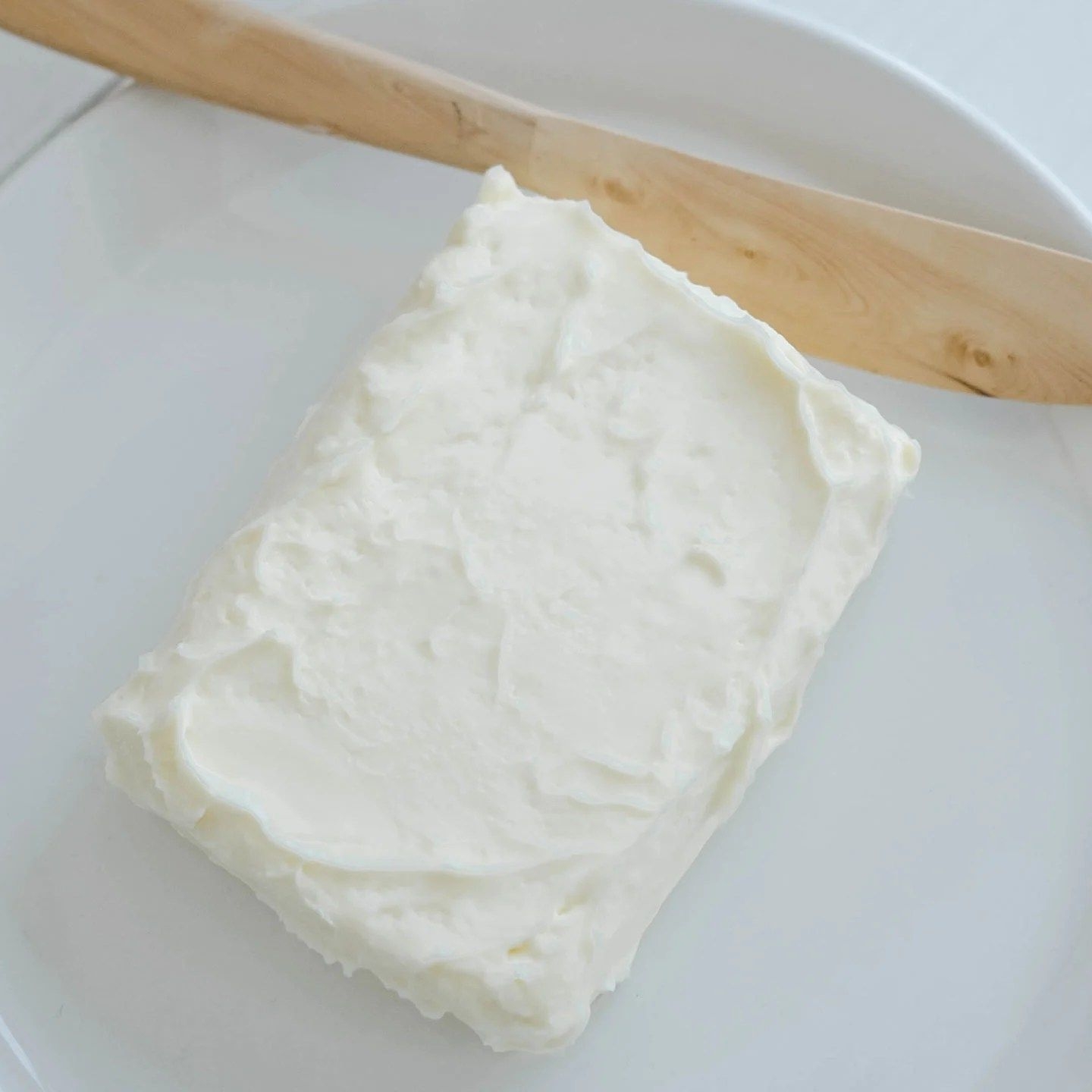 QUESO CREMA
