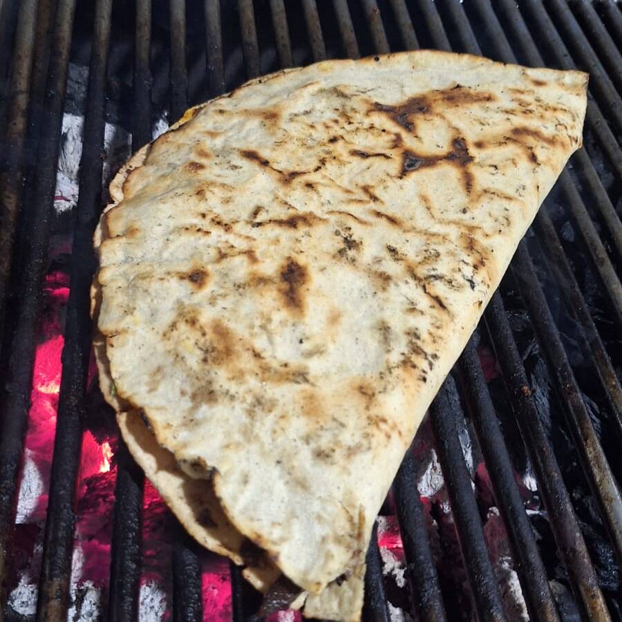 Tlayuda Grande de Chorizo