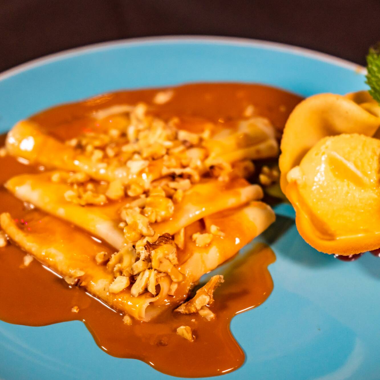 Crepas con Cajeta