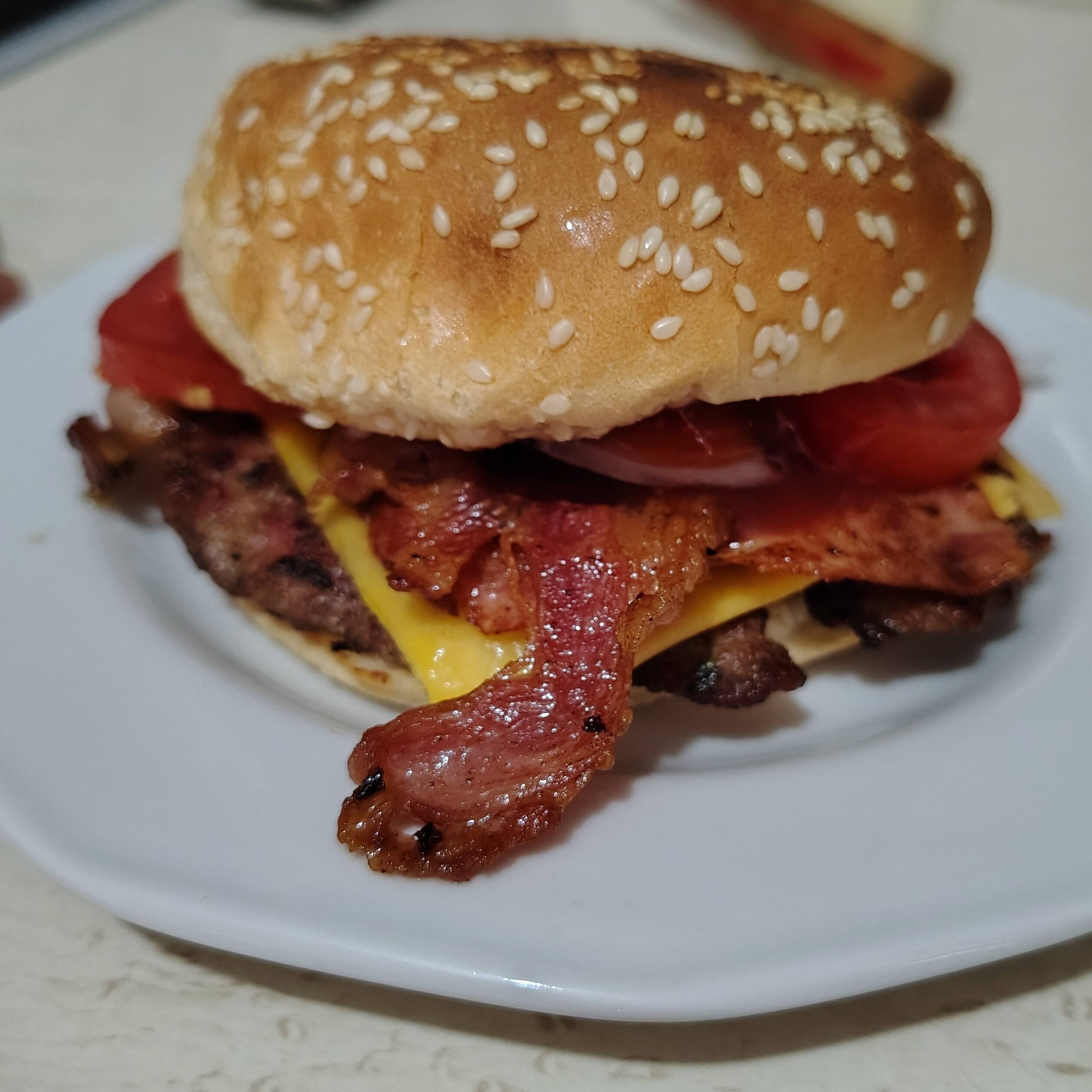 Hamburguesa con Tocino