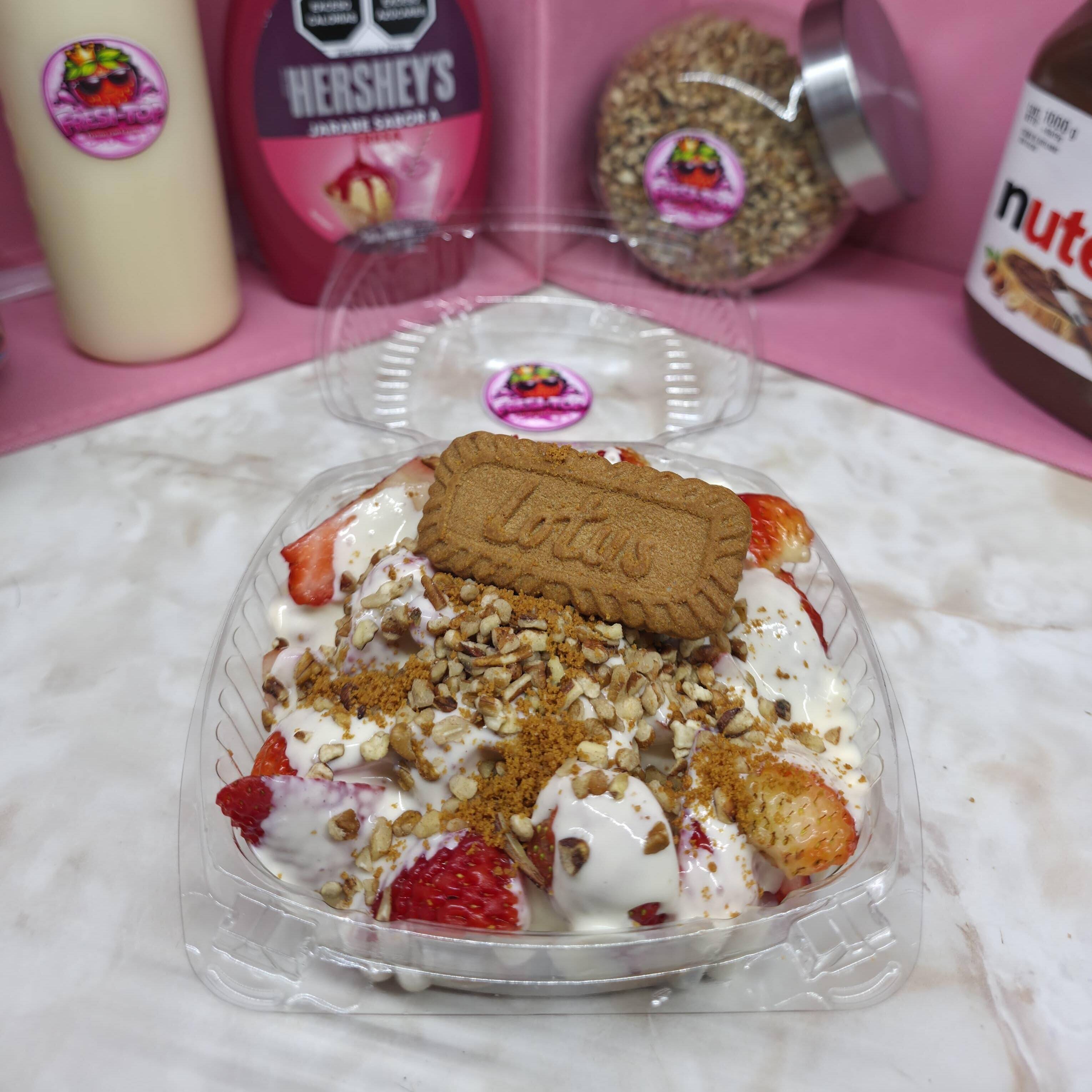 Fresas con Mini Waffles