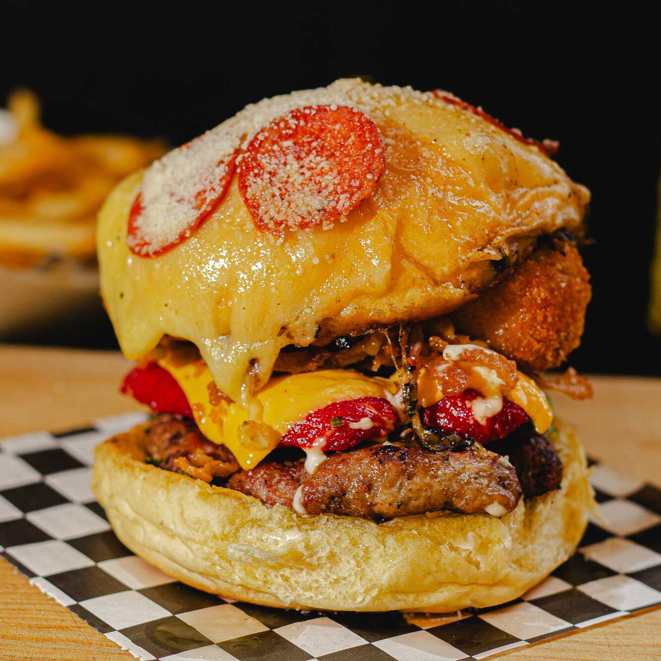 PIZZA BURGER