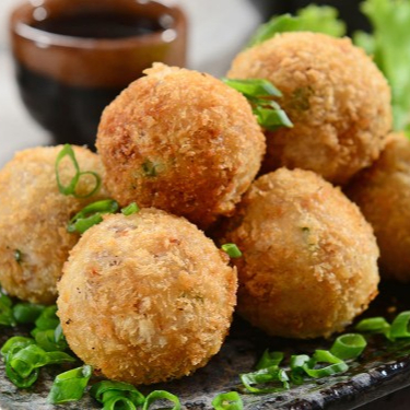 6 Bolinhos de Salmão