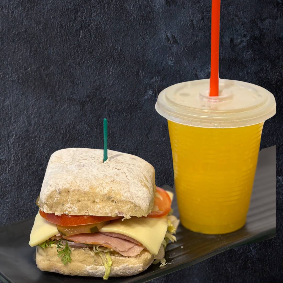 Sandwich Ensayá! + Coca Cola Zero 250