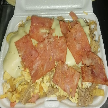 SALCHIQUESO SUPER ESPECIAL