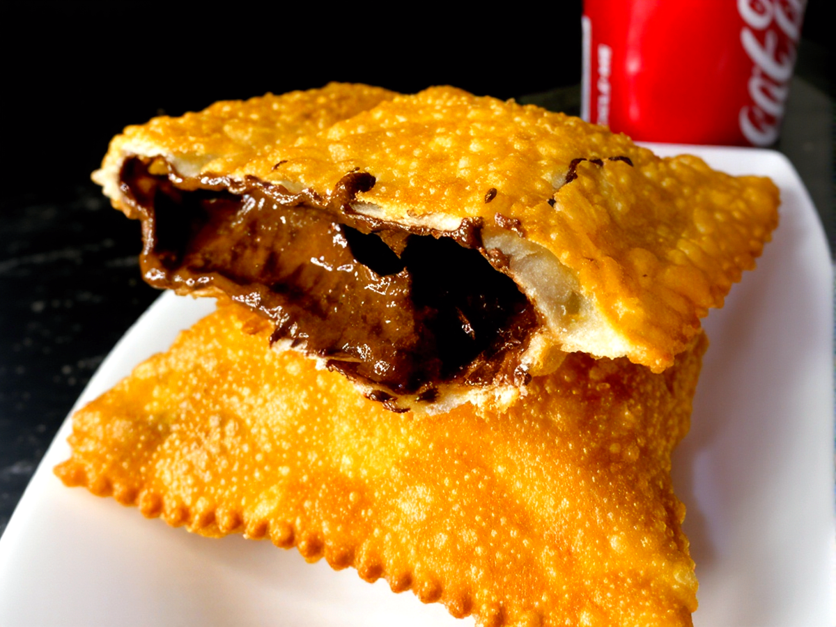 Massa E Pastel Da Dhara