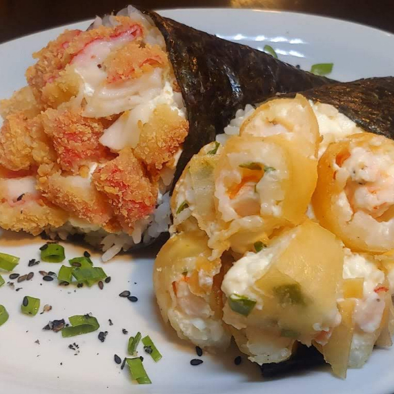 01 Temaki camarão croc е kani empanado no panko com creme cheese