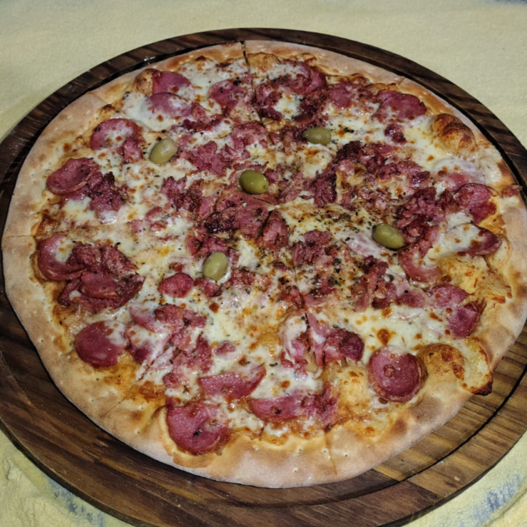 Calabresa, Mussarela e bacon