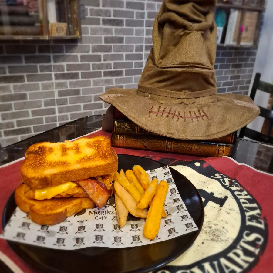 LA ORDEN DEL FENIX SANDWICHT