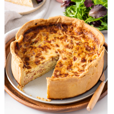 Delicioso Quiche de Quejo Mussarela, Parmesão, Requeijão e Bacon.