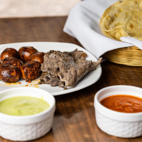 Tasajo con Chorizo
