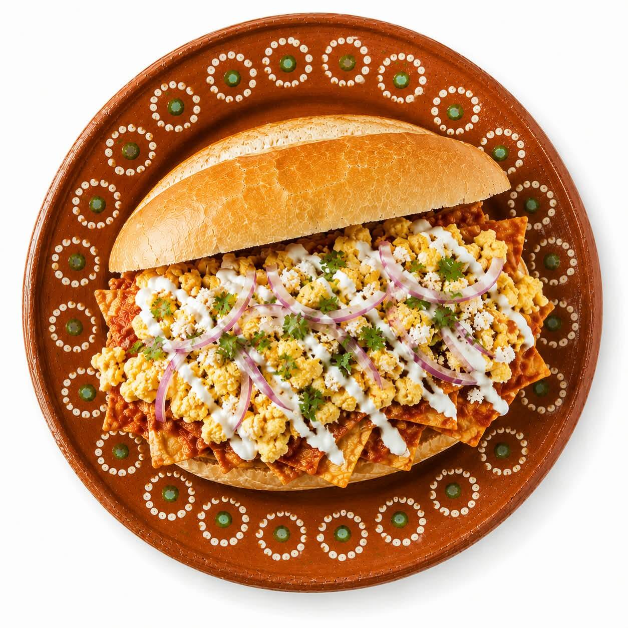 TORTA DE CHILAQUILES CON HUEVO