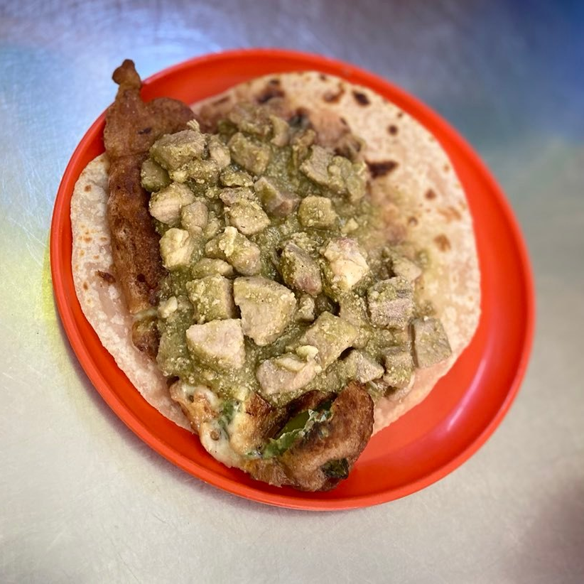 Chile Relleno con Guisado