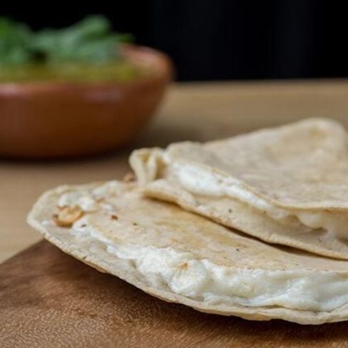 Quesadilla con Puro Queso de Maíz