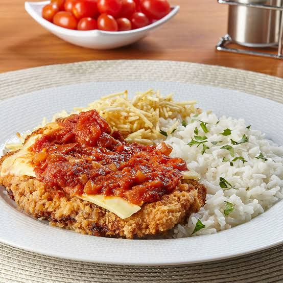 Arroz feijão frango e salpicão