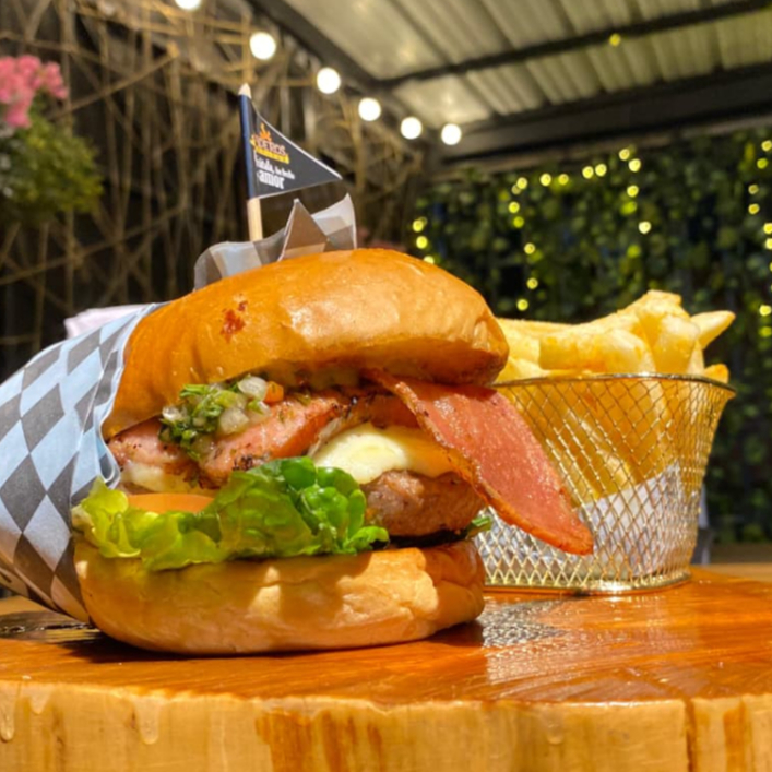 HAMBURGUESA TECA