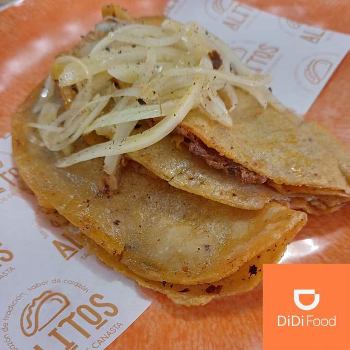 Cochinita + Agua
