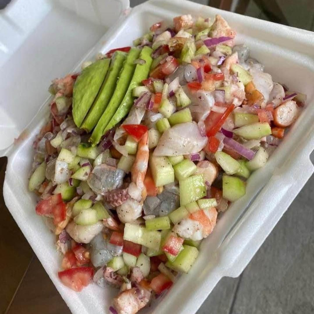 Orden combinada de camaron y pulpo grande