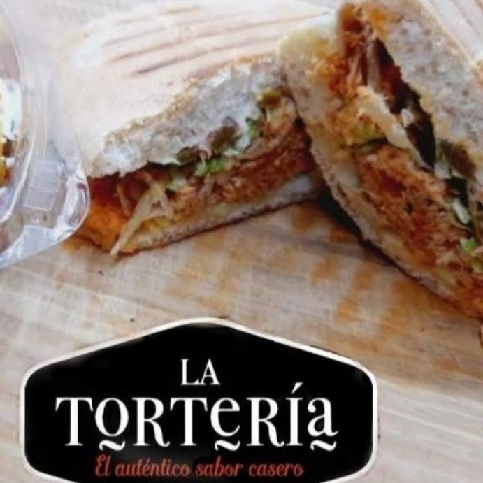 Torta Pollo Enchilado