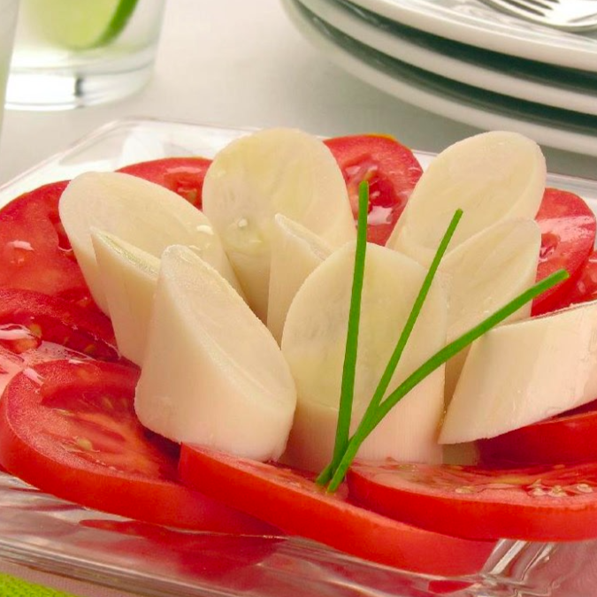 Palmito e tomate.