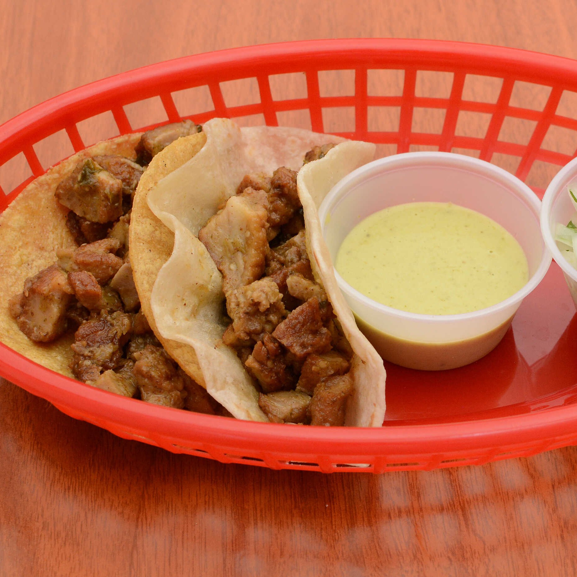 Taco de Chicharrón en Salsa