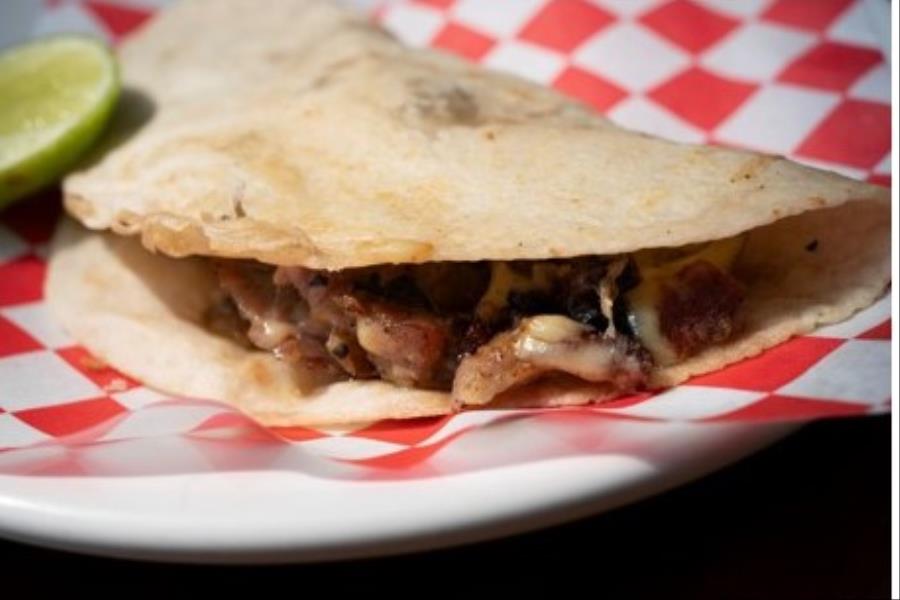 QUESADILLA ARABE EN TORTILLA DE MAIZ