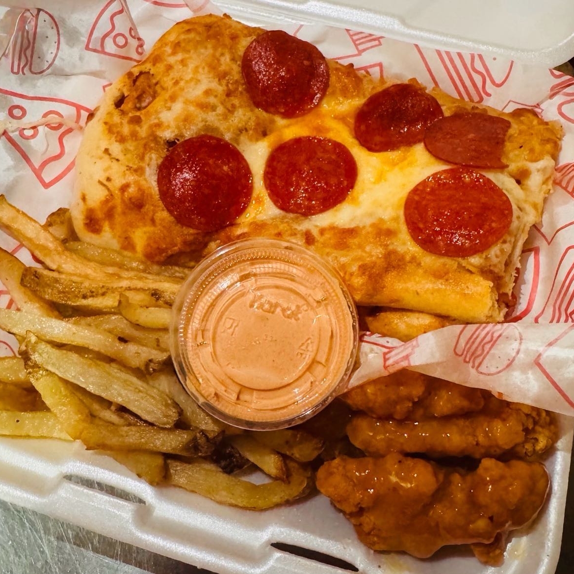 Combo chicken peperoni bake