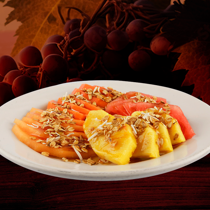 Plato De Frutas Con Miel, Granola Y Avena C