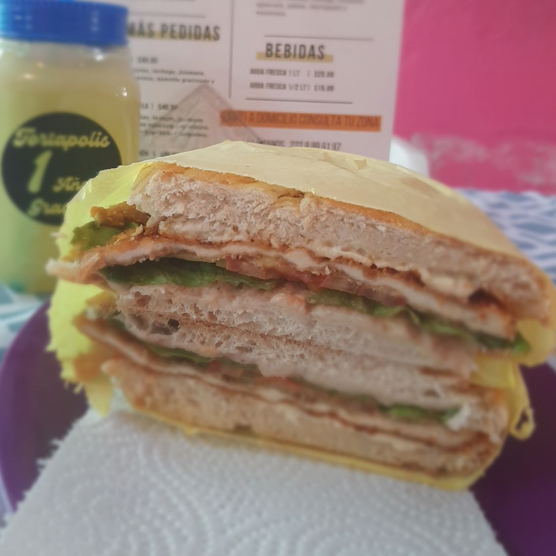 TORTA GIGANTE DE MILANESA DE PUERCO