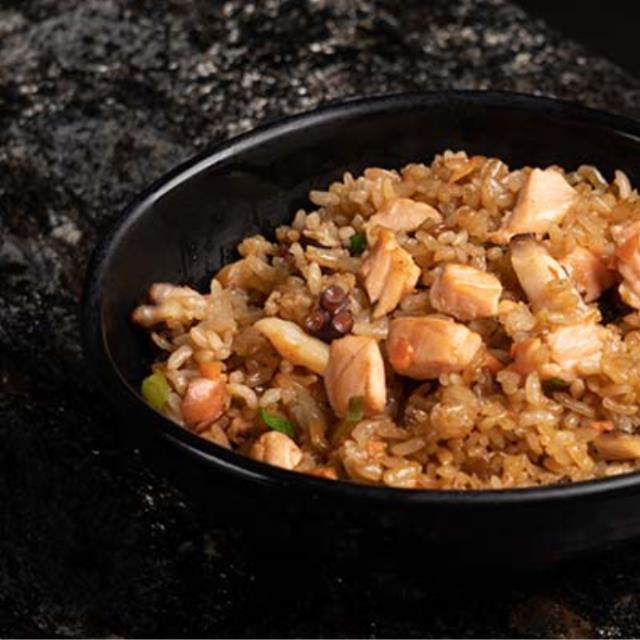 YAKIMESHI DE MARISCOS