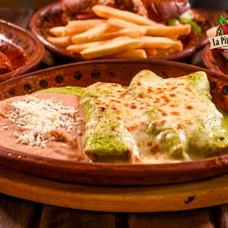Enchiladas Verdes Cremositas
