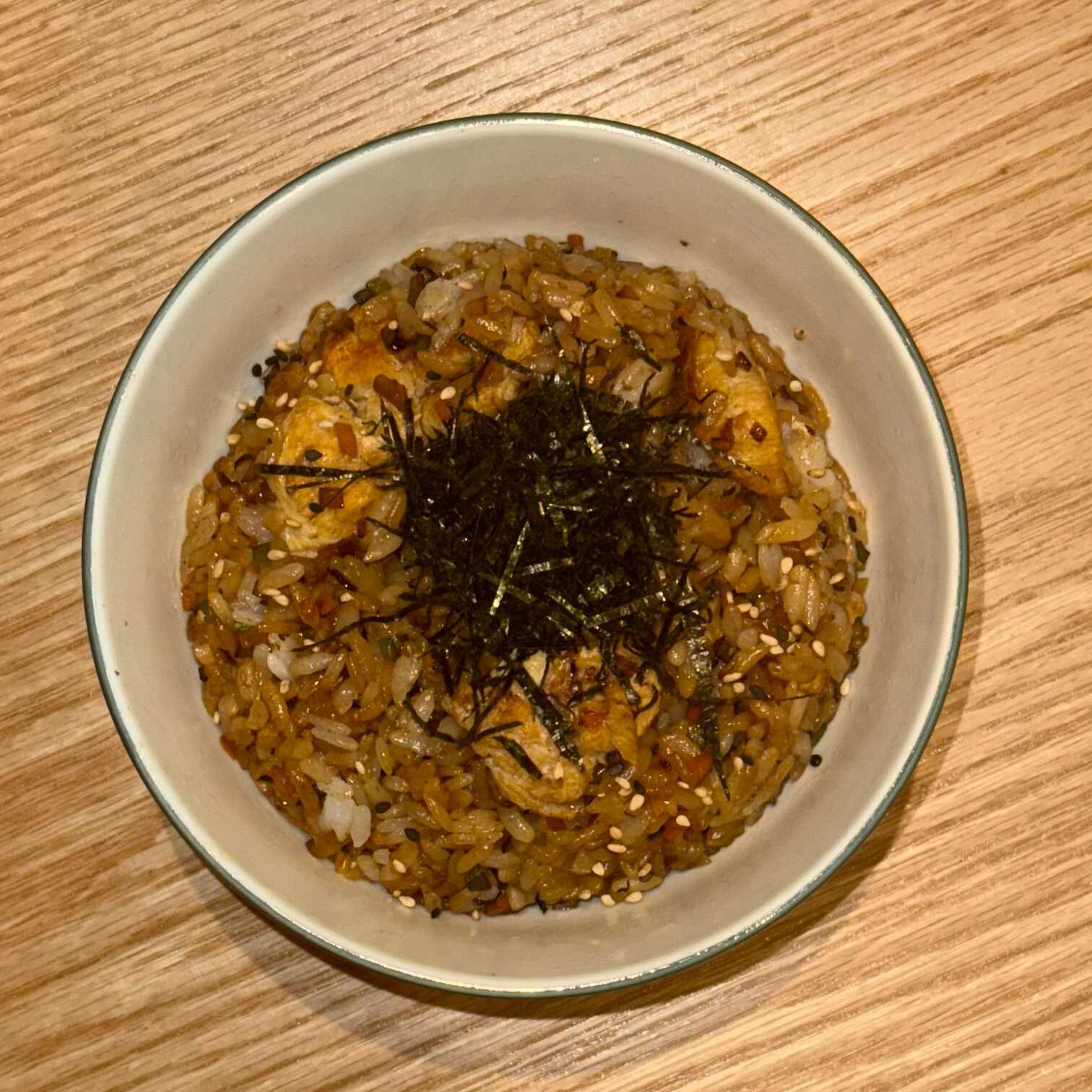 YAKIMESHI POLLO