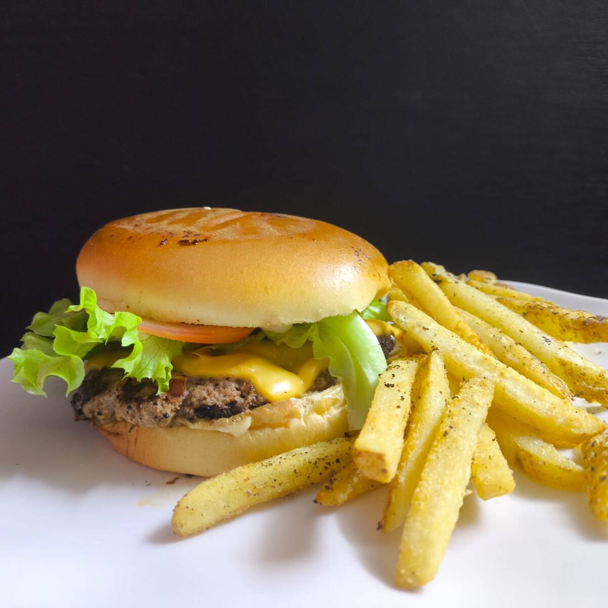 Hamburguesa Sencilla con Papas