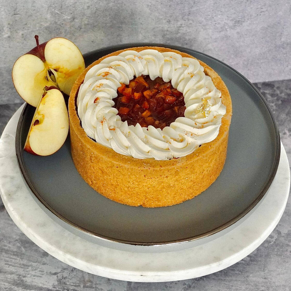 Cheesecake Horneado Manzana Con Mousse