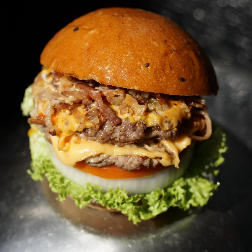 Hamburguesa Nirvana + papas y soda