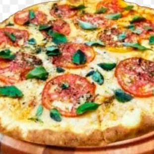 maçarela, molho, tomate e manjericão