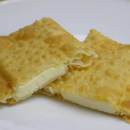 QUEIJO MINAS E QUEIJO MUSSARELA