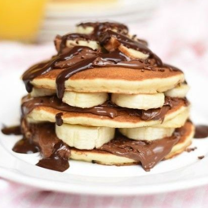 Hot Cakes de NUTELLA con Plátano.